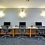 Holiday Inn Express Romulus / Detroit Airport By IHG