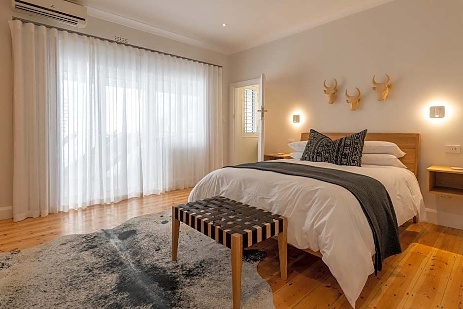 Hide-Away Guest House