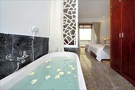 High - End Deluxe Double or Twin Room