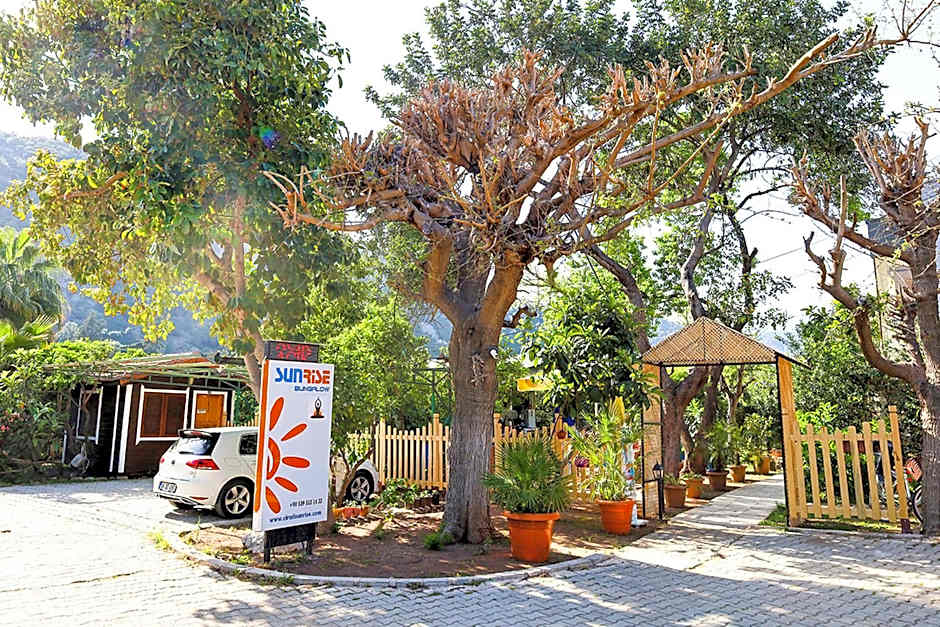 Three Islands Bungalow