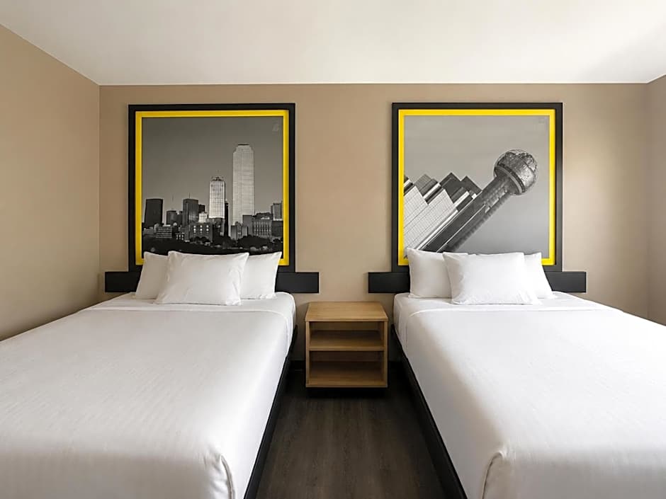 Super 8 by Wyndham Irving DFW Airport/South