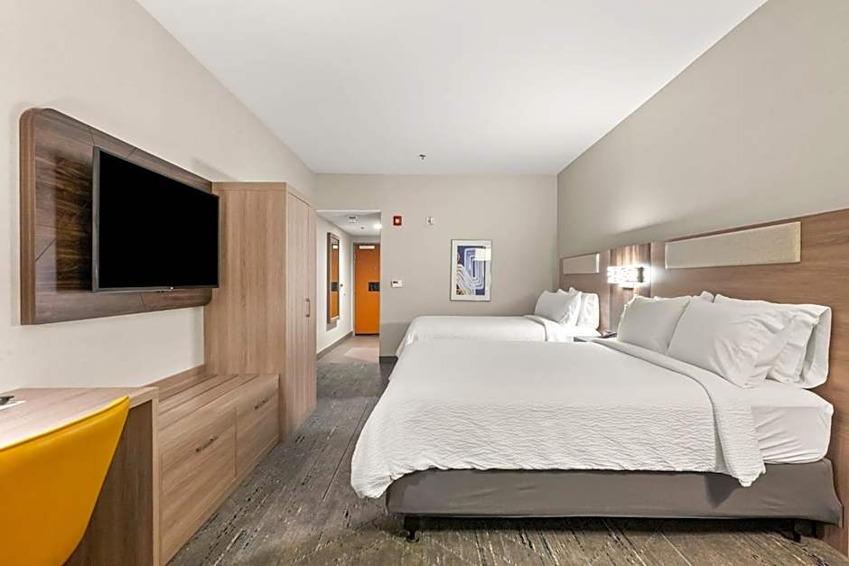Holiday Inn Express Hotel & Suites Lincoln-Roseville Area By IHG