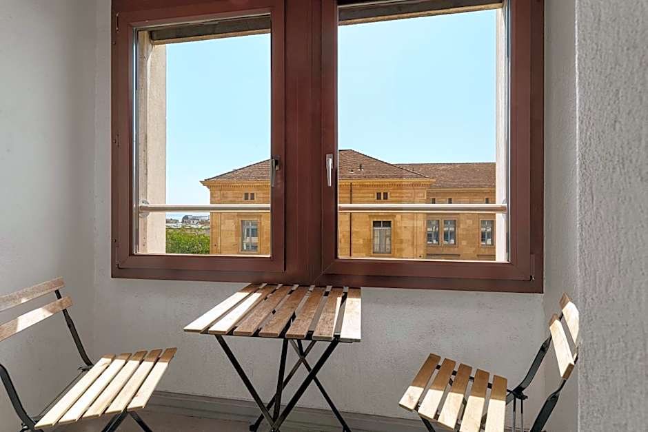 Neuchâtel City Hôtel - Self Check-In