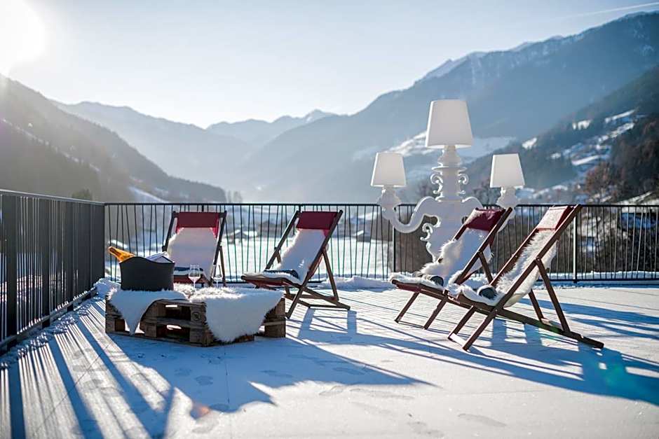 Ski-IN Ski-OUT Hotel Sonnleiten