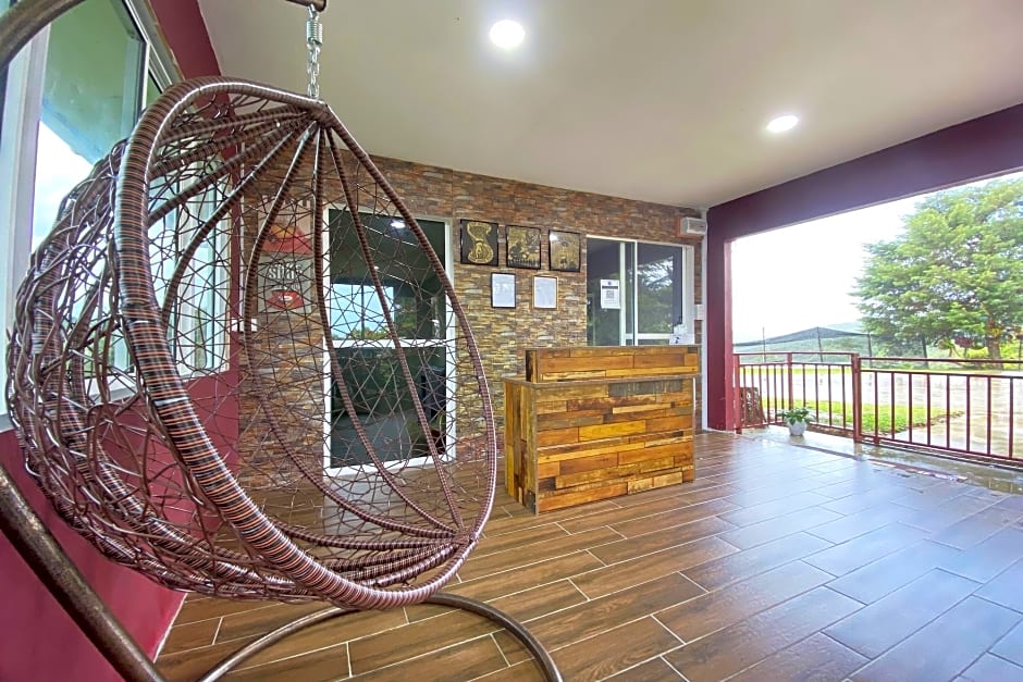 OYO HOME 90285 Pogimpaan Homestay