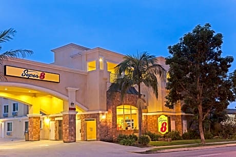Super 8 by Wyndham Torrance LAX Airport Area