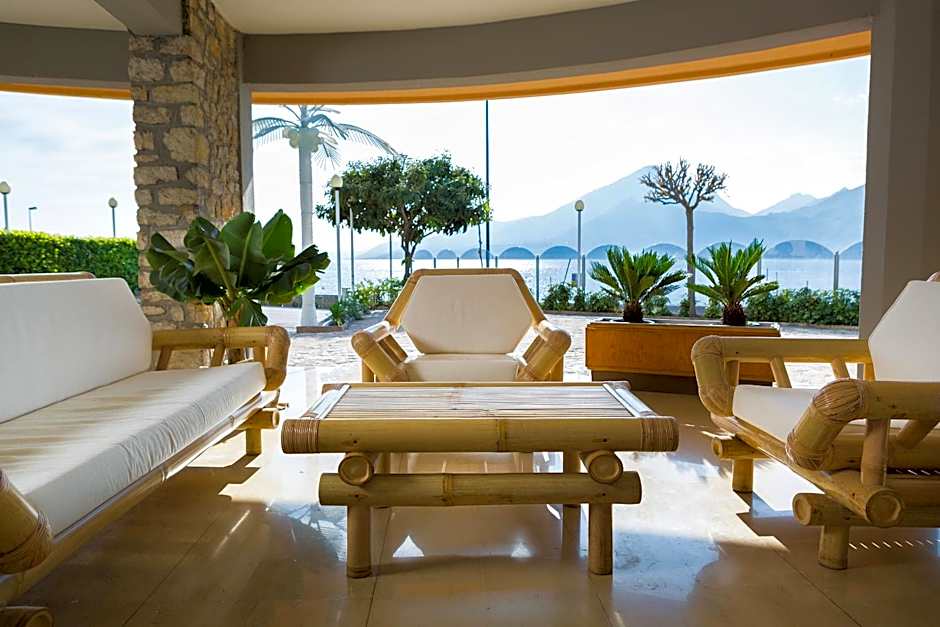 Hotel Caribe by Double Hospitality