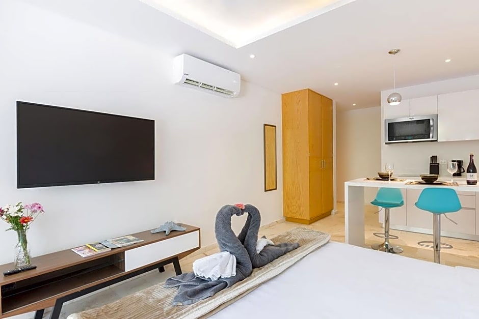 Infinity Suites
