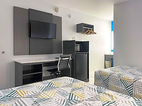 2 Full Beds | Non-Smoking