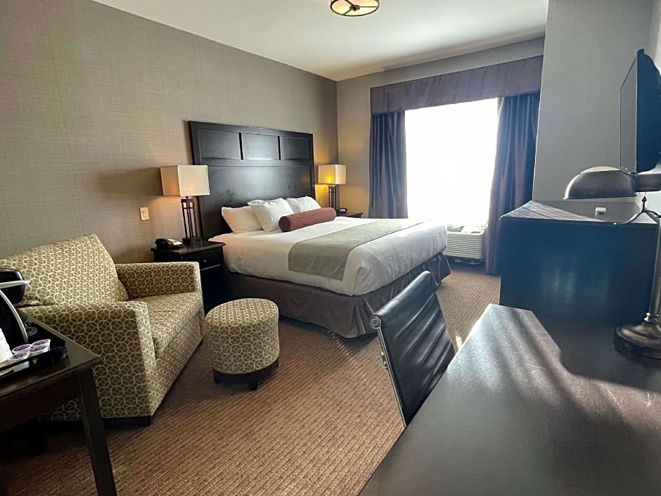 Best Western Plus Okotoks Inn & Suites