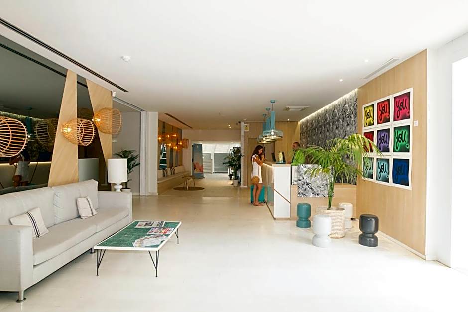 Ibersol Antemare -Adults Only-