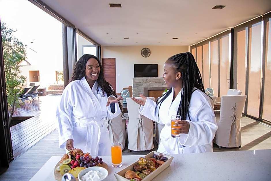 Kuwisa Lodge