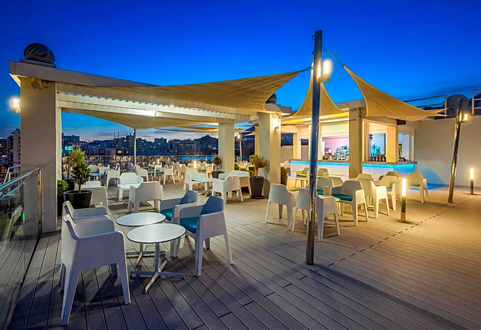 Hotel Las Arenas, Affiliated by Melia