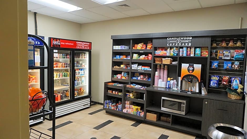 Candlewood Suites-West Springfield By IHG