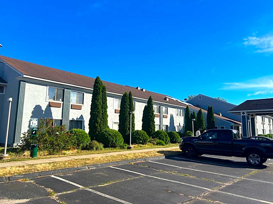 Quality Inn Plainfield I-395