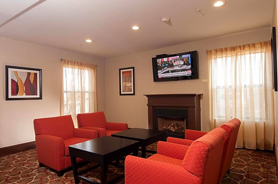 Holiday Inn Express Vernon-Manchester By IHG