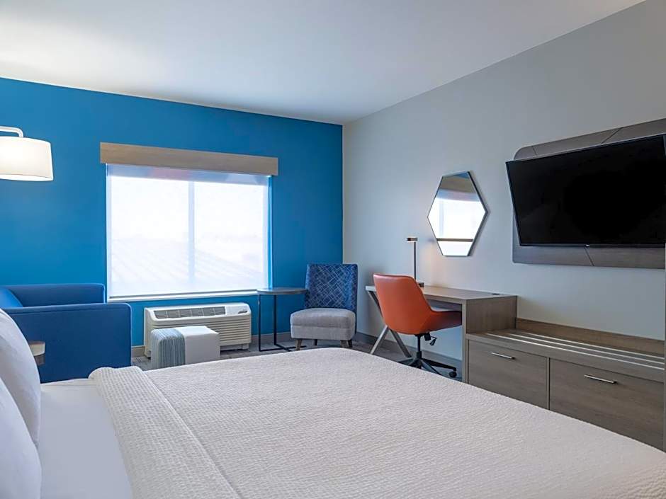 Holiday Inn Express & Suites - Meridian - Boise West By IHG