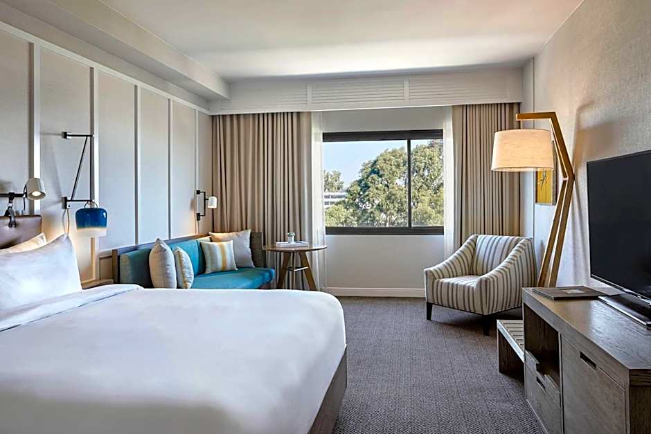 Westdrift Manhattan Beach, Autograph Collection by Marriott