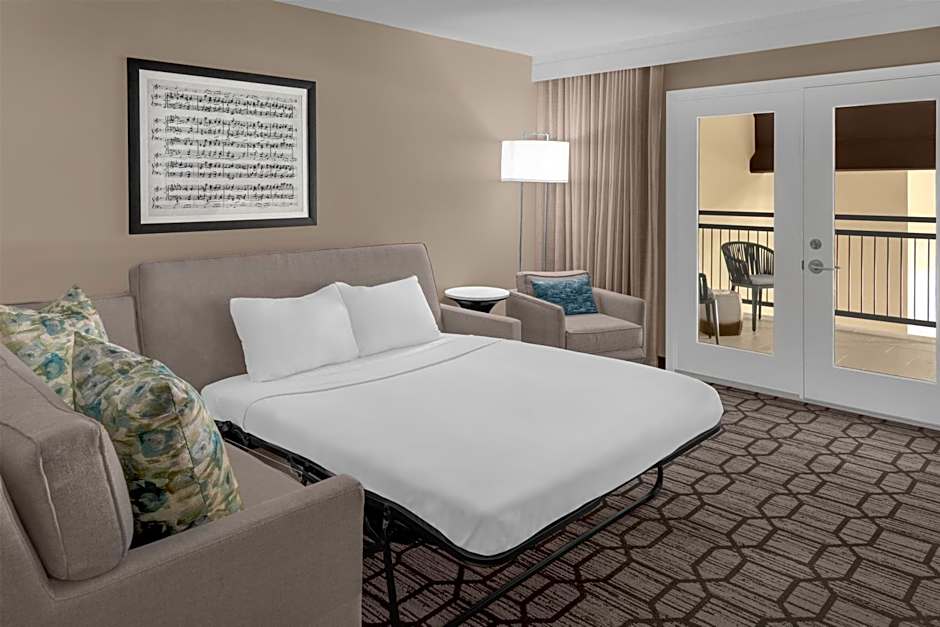 DoubleTree by Hilton Lubbock - University Area