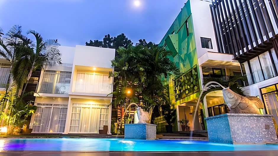 Aziza Paradise Hotel