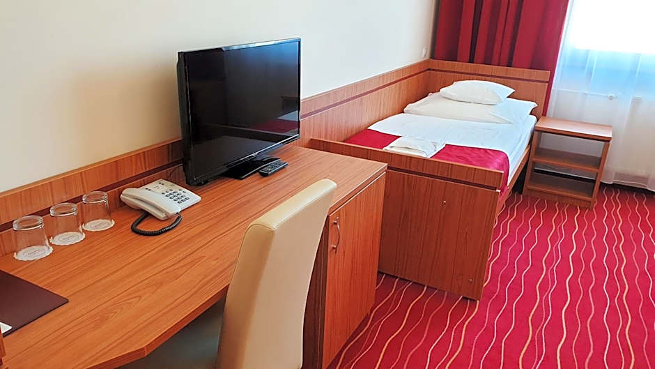 Diana Club Hotel