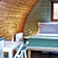 Iona Pods