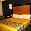 Home Gate Inn & Suites