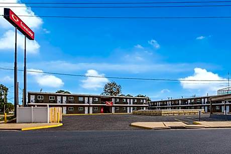 Econo Lodge Gretna - New Orleans