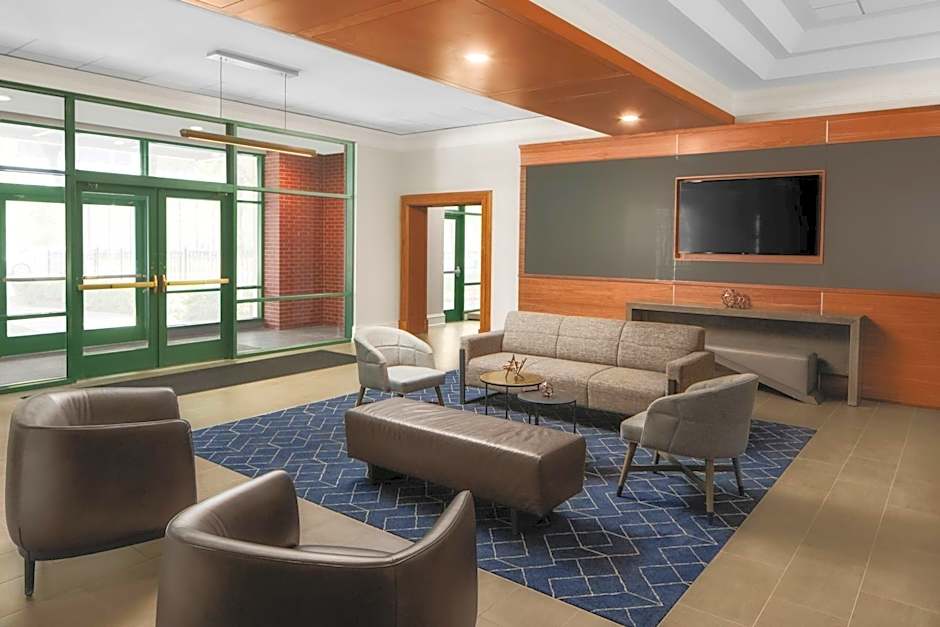 Courtyard by Marriott Chicago at Medical District/UIC