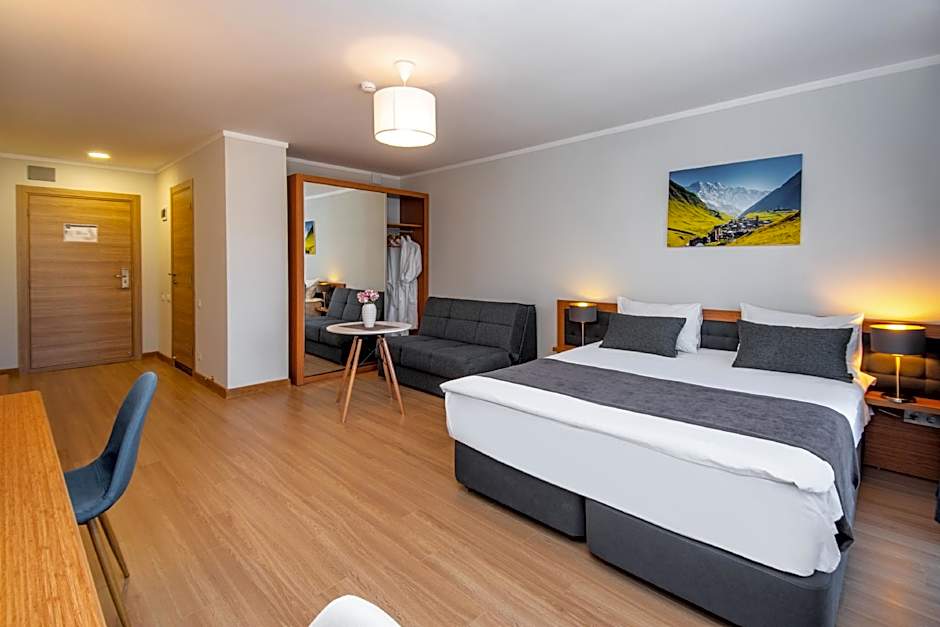 Orbi Palace Hotel Official