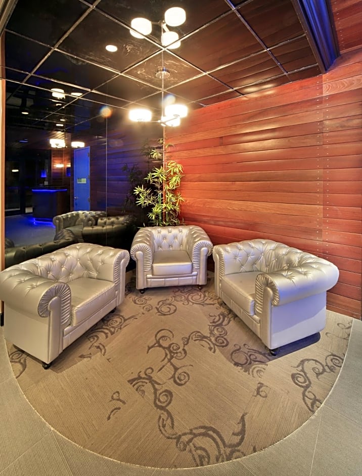 Aura Hotel Brooklyn