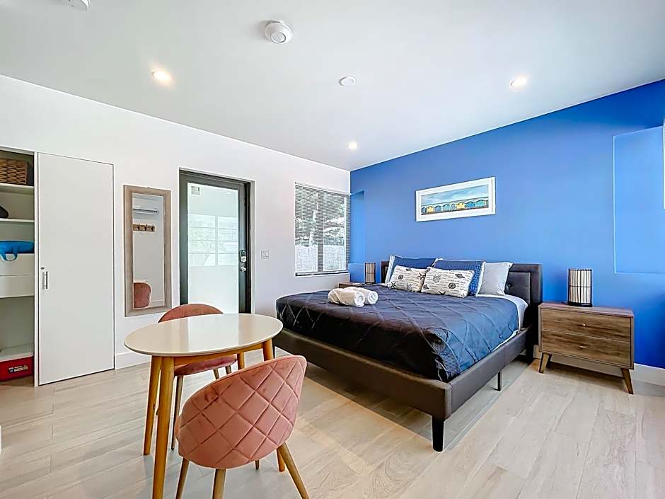 Los Patios Home Suites