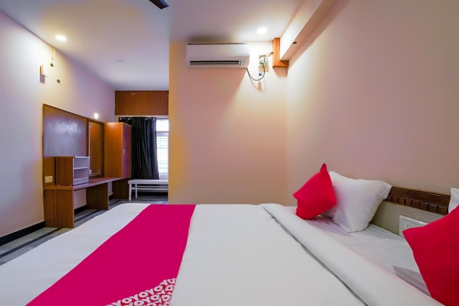 Hotel O Raja Residency Near Snow World