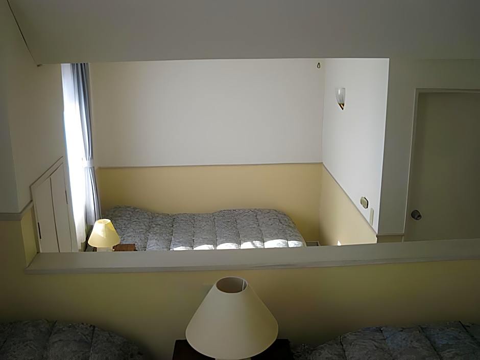 Petit Hotel Kurumi and Milk