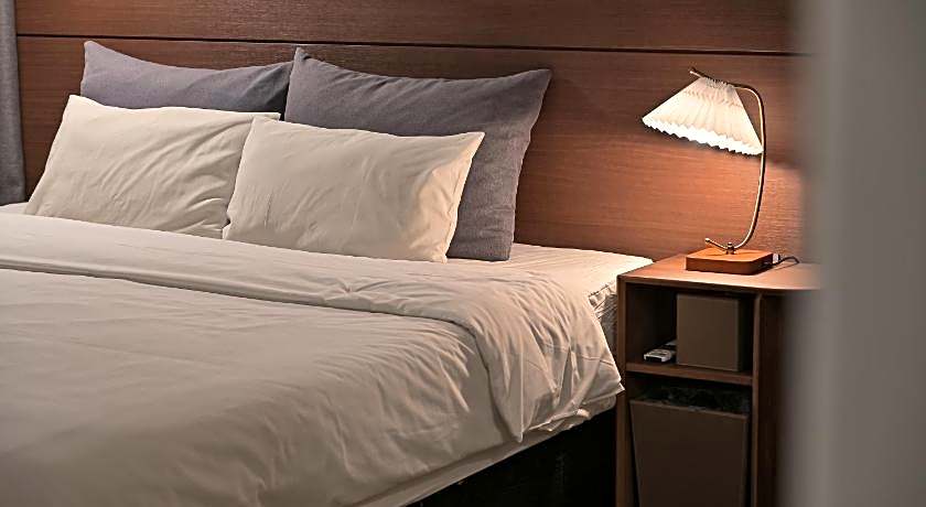 B. Cent Hotel Busan Station