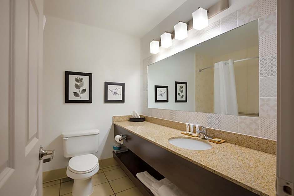 Country Inn & Suites by Radisson, Marion, IL