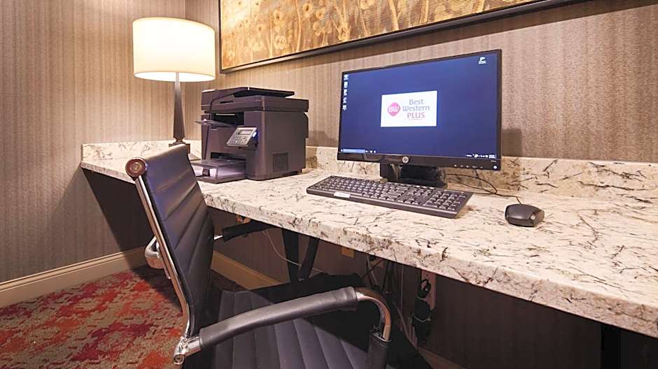 Best Western Plus Stevens County In