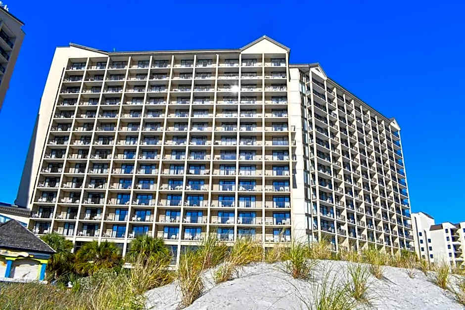 Oceanfront Views, Recently Renovated Kitchen,Pools