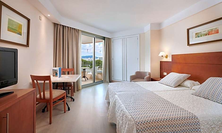 Hipotels Bahía Grande Aparthotel