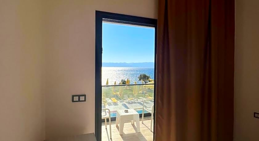 Life Point Hotel