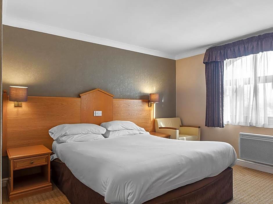 Everglades Hotel Warrington West