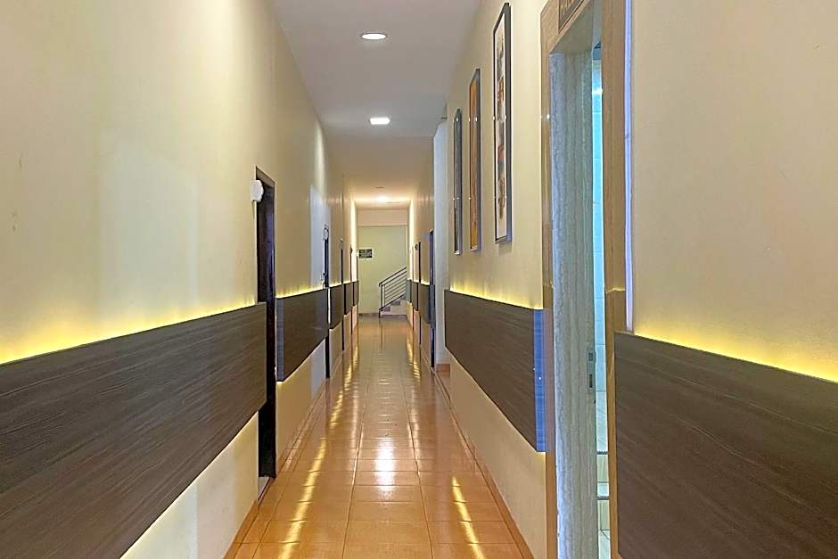 Urbanview Hotel Harapan Palopo