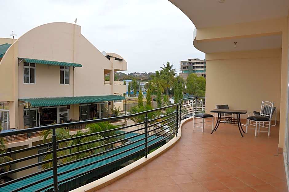 Ryan's Bay Hotel