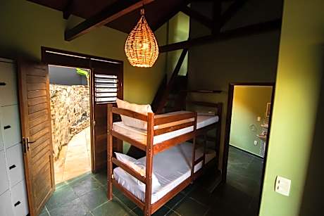Bunk Bed in Mixed Dormitory Room