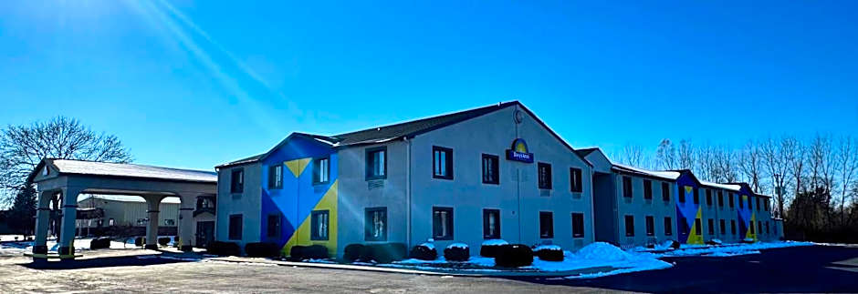 Days Inn by Wyndham Lincoln, IL