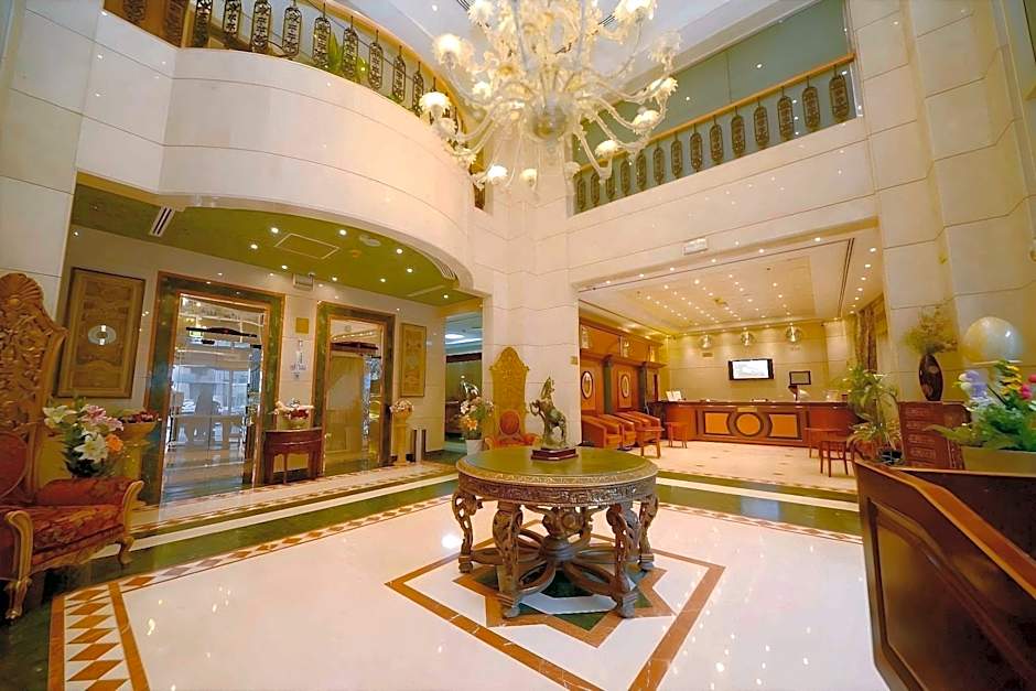 Nejoum Al Emarat