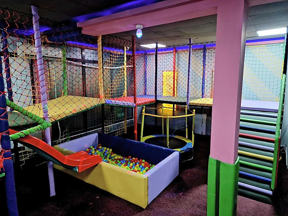 International Palace