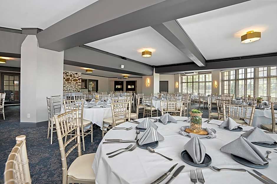 Waynesville Inn and Golf Club, Tapestry Collection by Hilton