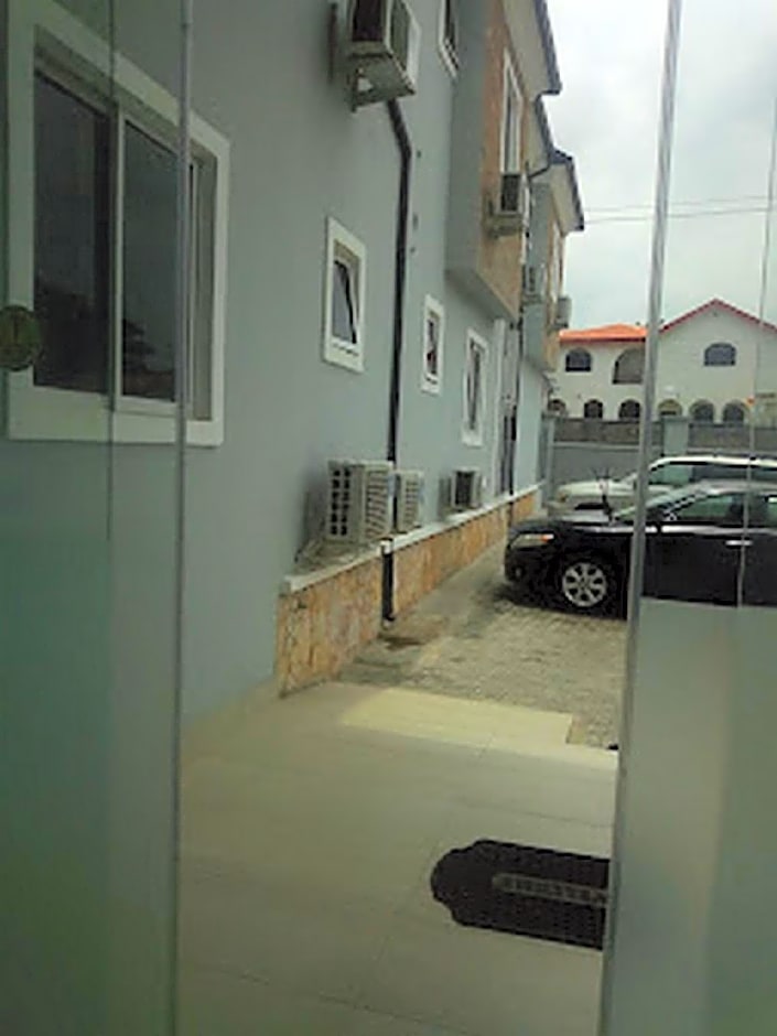 Eleventh House Hotel and Suites