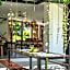 La Maison d'Ulysse - Luxury 4BR Villa Surrounded by Rice Paddies